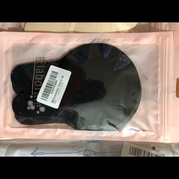 Strapless Lift Up Invisible Bra and Tape - Picture 2 of 7